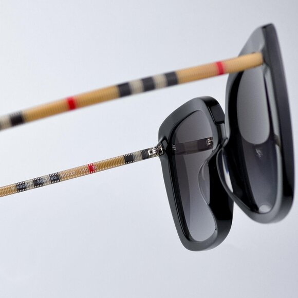 Burberry CAROLL BE4323F 38538G Women BRAND NEW Sunglasses Black Grey Gradient - Picture 8 of 12